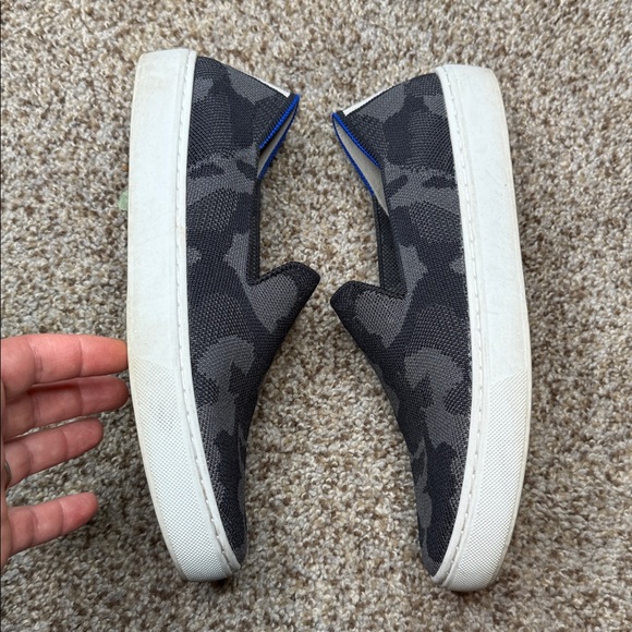 Rothy's The Sneaker Grey Camo Size 7.5 - Picture 3 of 6